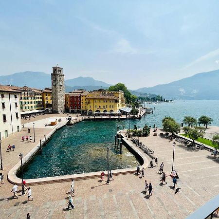 Casa La Torre, The View On The Lake Riva del Garda Exterior photo